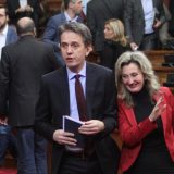 Opozicija izuzev LDP napustila sednicu Skupštine 2