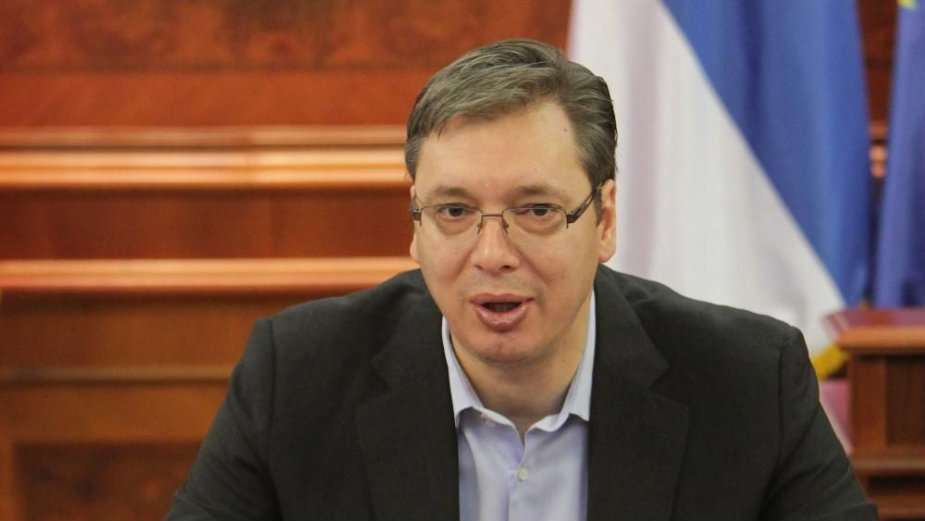 Vučić u Parizu, sutra sastanak s Makronom 1