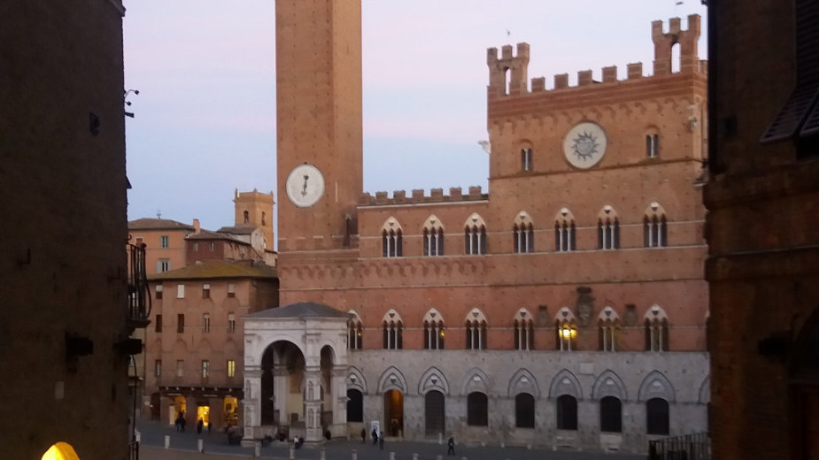 Italija (5): Tajna sijenske školjke 1