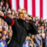 Svetske zvezde protiv Trampa 1