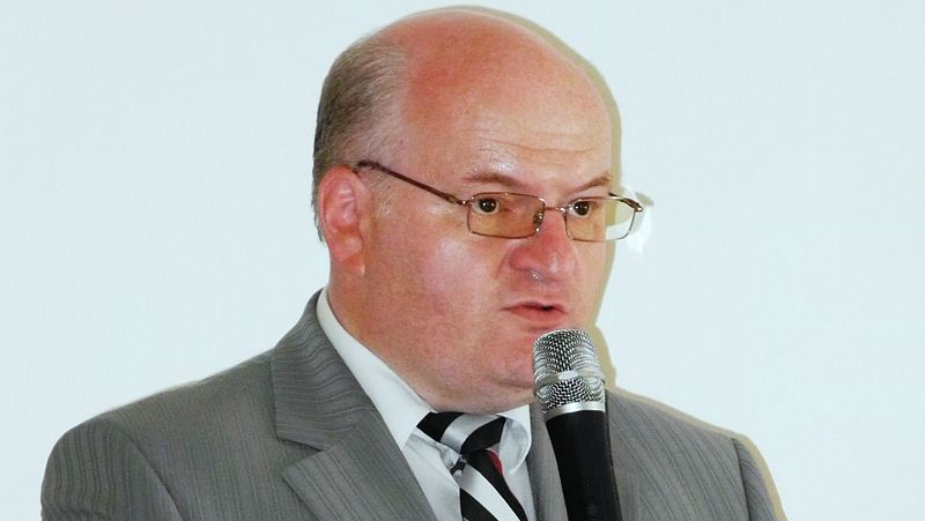 Ostavka zbog Dalaj lame 1