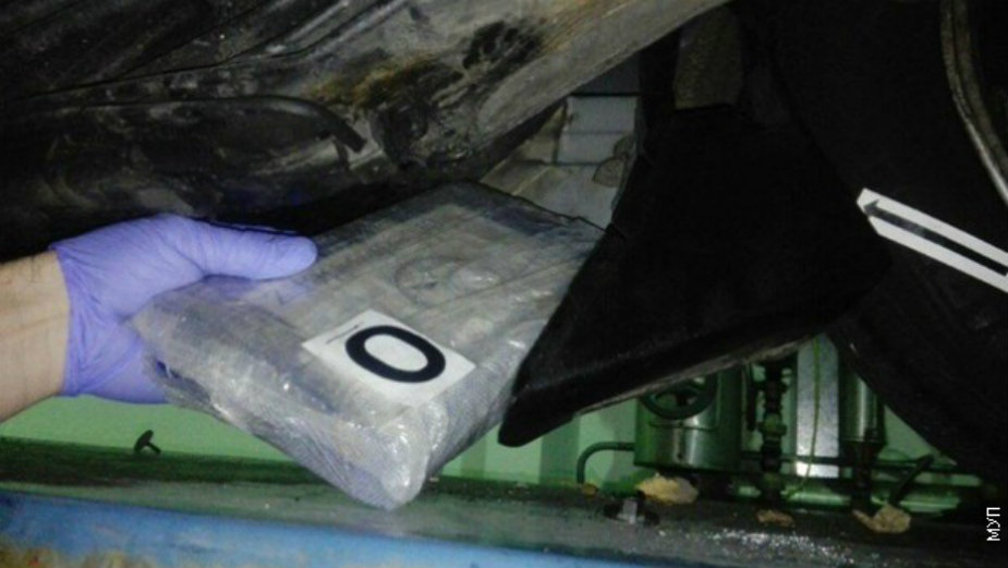 Na Horgošu zaplenjen kilogram kokaina 1