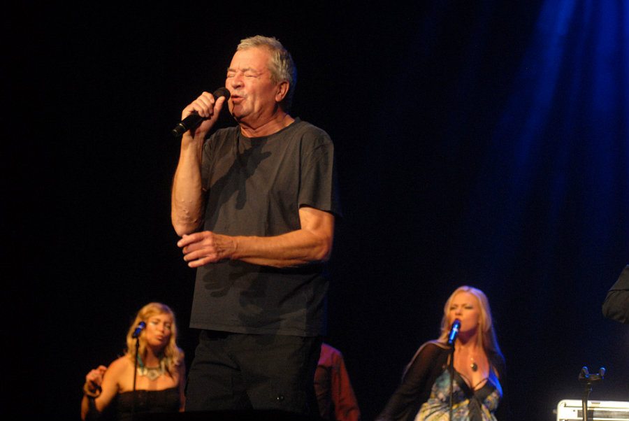 Ian Gillan u Sava centru: rokenrol (i) simfonija 4 Ian Gillan u Sava centru: rokenrol (i) simfonija 4