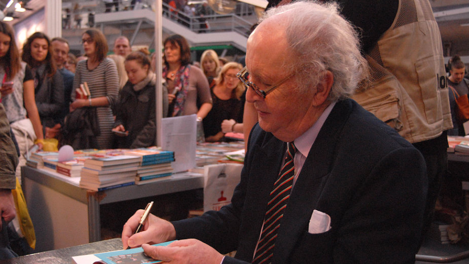 Aleksandar Mekol Smit: Britanija podeljena zbog Bregzita 1