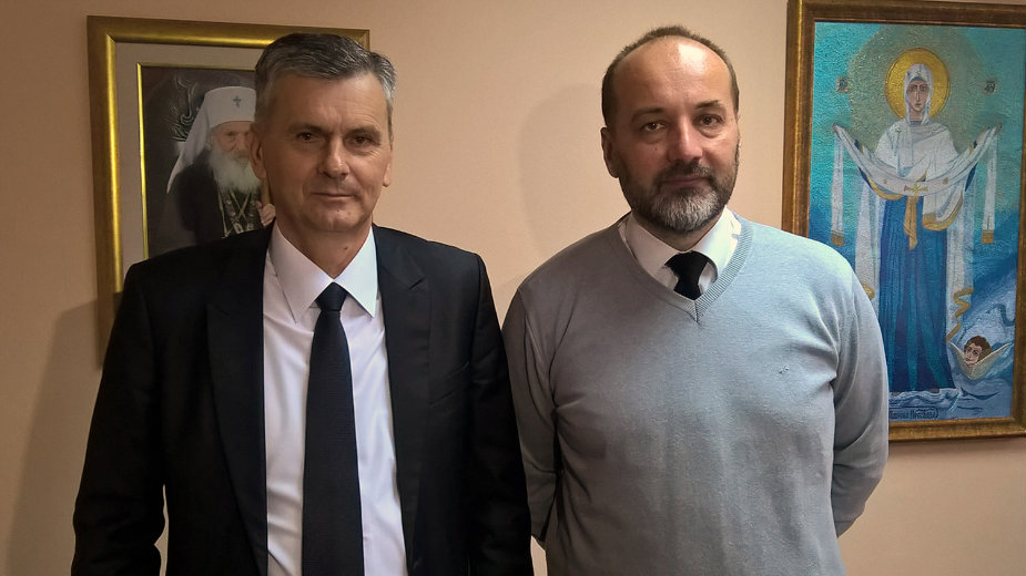 Stamatović štiti državnu imovinu 1 Stamatović štiti državnu imovinu 1