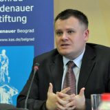 Nigde ne curi, a poplava informacija 8