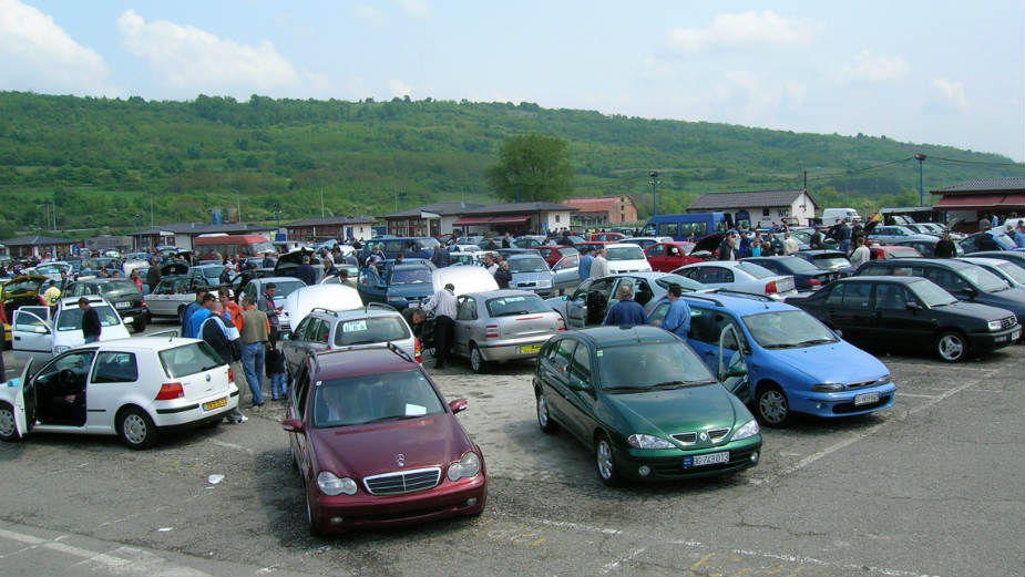 Porodični auto za 1.000 evra 1 Porodični auto za 1.000 evra 1