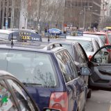 Više od 1.000 taksista na protestu u Beogradu 4