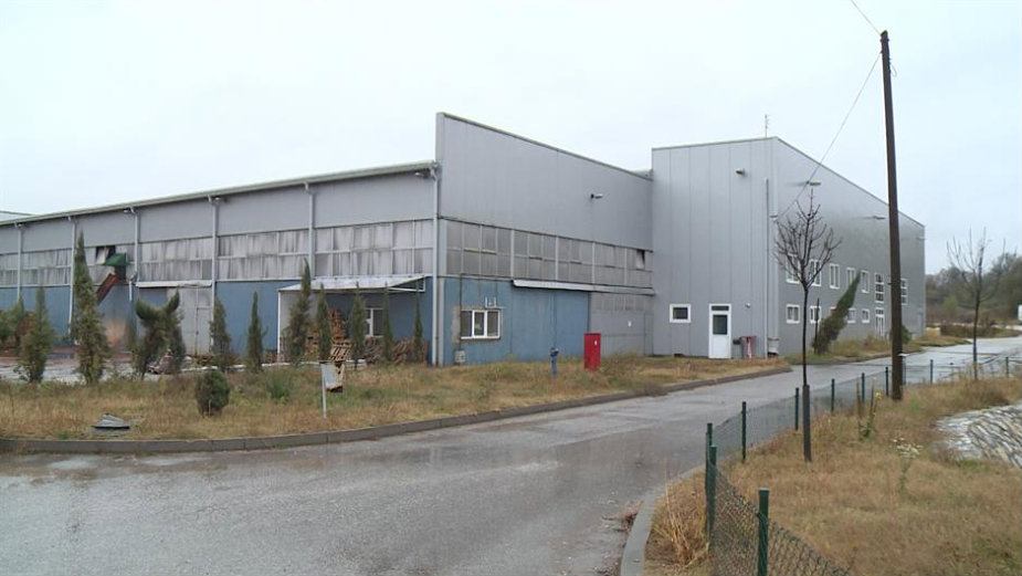 Traže zaostale plate i pokretanje proizvodnje 1