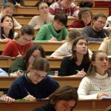 Vlada osniva nacionalno telo za akreditaciju fakulteta 5