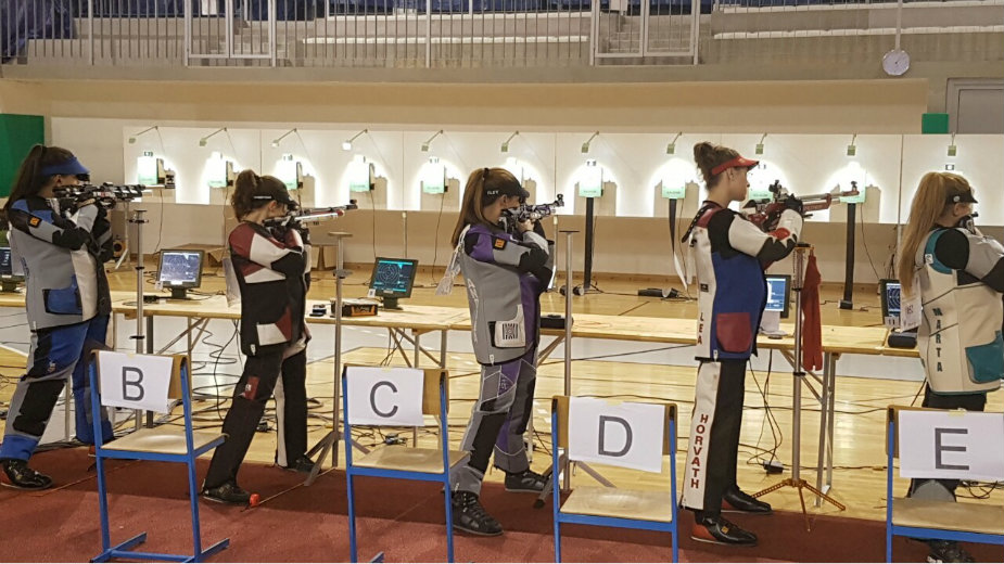 Mikec bolji od evropskog rekorda, Zarićeva bronzana u Solinu 1