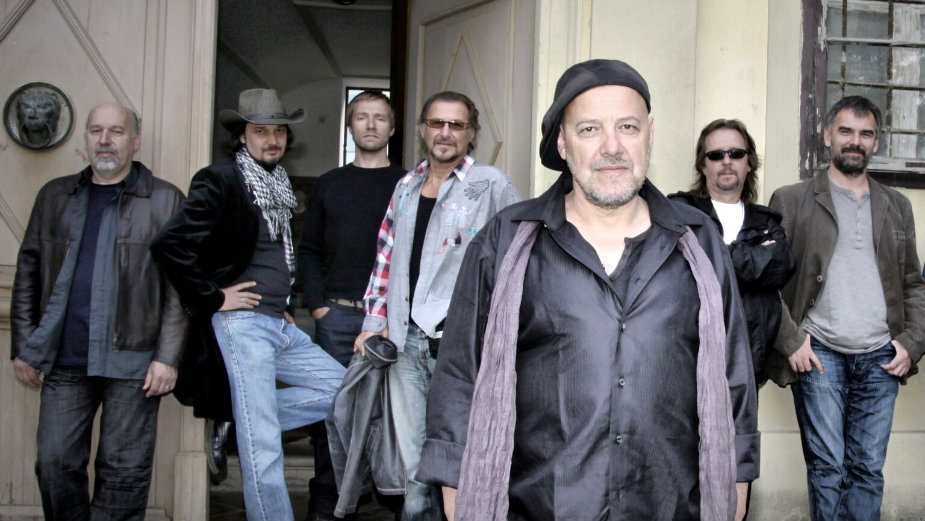 Nova pesma ”Nešto me goni” 2