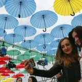 Selfi - pozitivan ili negativan društveni fenomen? 12