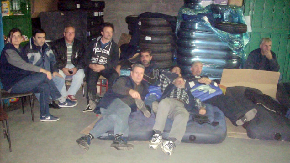 Invalidi rada prekinuli štrajk glađu 1 Invalidi rada prekinuli štrajk glađu 1