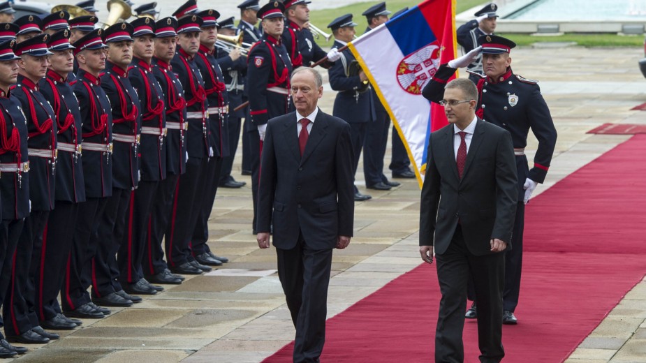 Gardijan: Rusi tiho deportovani iz Beograda 1 Gardijan: Rusi tiho deportovani iz Beograda 1