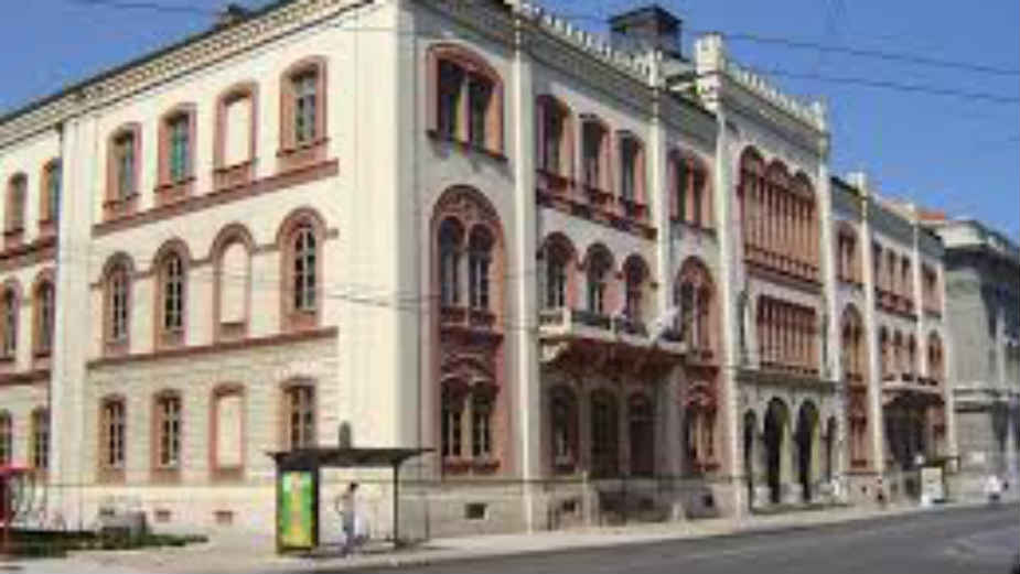 U toku razgovor rektorke i studenata koji blokiraju Rektorat 1