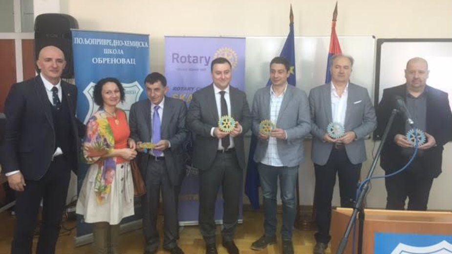 Obrenovačkim školama donacija od 100.000 dolara 2