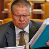 Hapšenje Uljukajeva udar na Medvedeva? 7