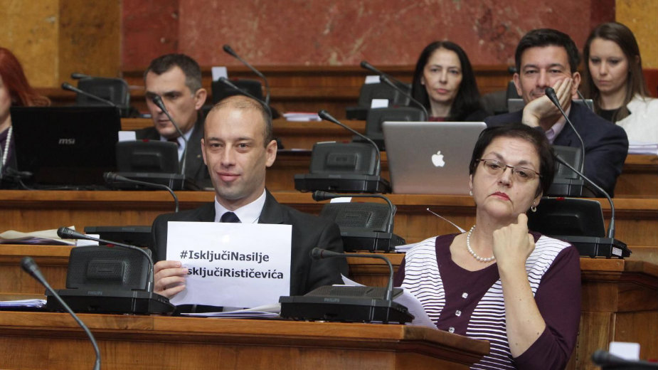 SNS:Radulović u ulozi Aljbina Kurtija 1