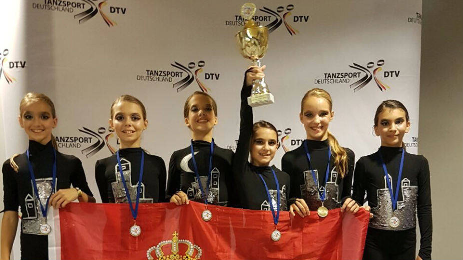 Četiri medalje u plesu za devojčice iz Srbije 1