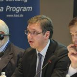 Vučić: Protivim se pritiscima na medije 6