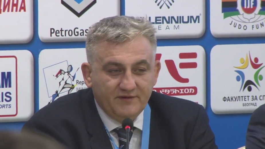 Pijan, plot i procedura 1