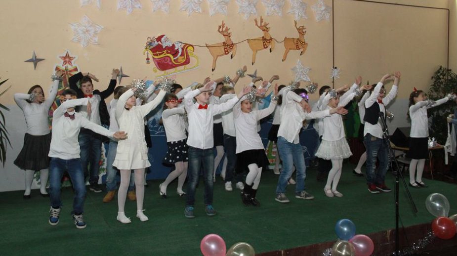 Novogodišnja predstava za predškolce 2 Novogodišnja predstava za predškolce 2