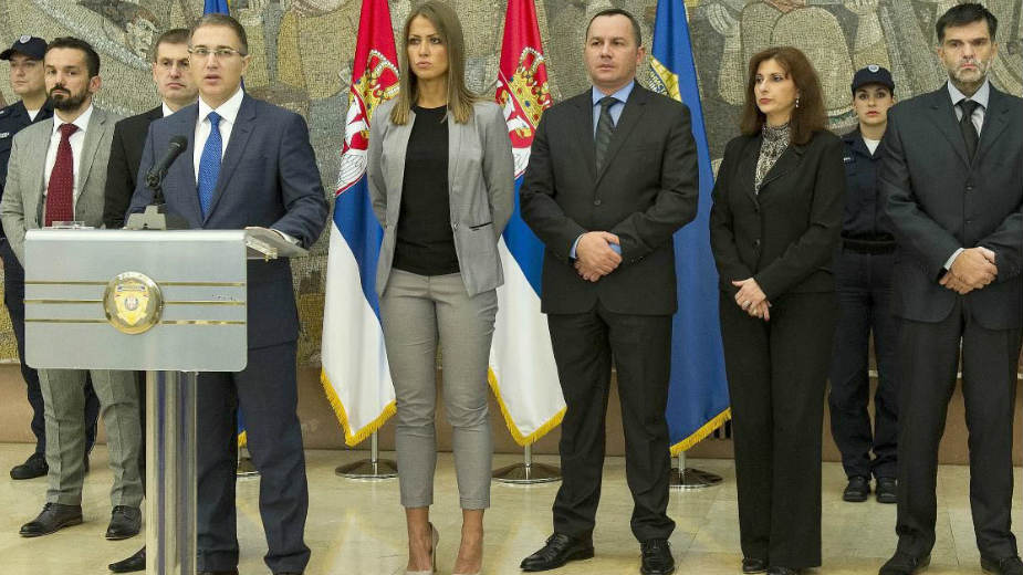 U MUP-u najveće plate funkcionerima SNS 1