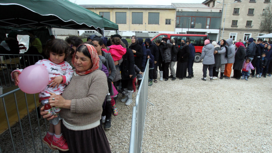 Dovoljno hrane i odeće za oko 1.100 izbeglica 1