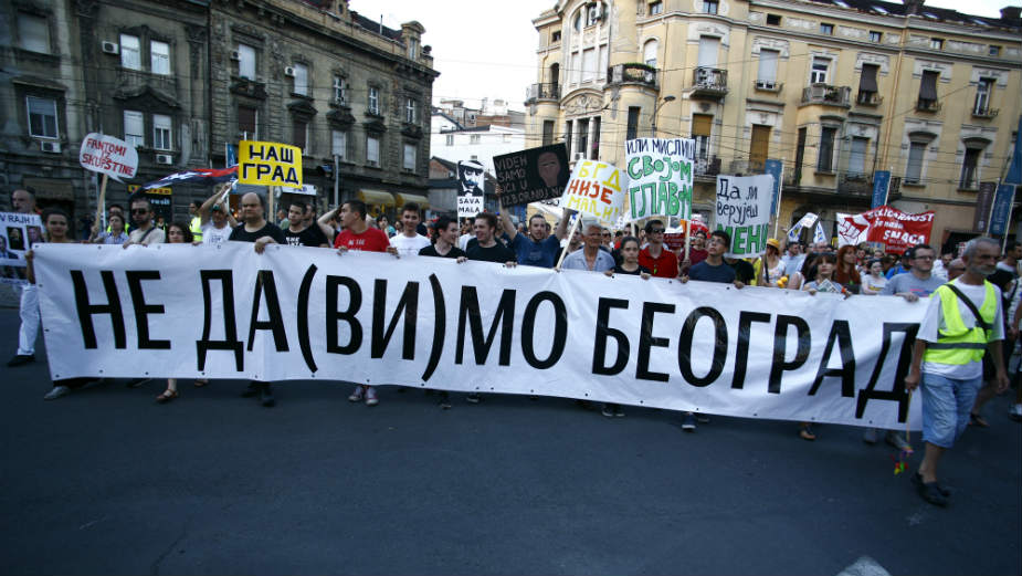 Medijsko blaćenje svakoga ko kritikuje vlast 1