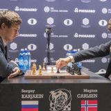 Karlsen odbranio titulu 13