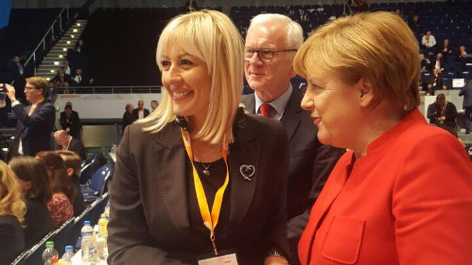 Joksimović i Merkel o napretku Vlade 1
