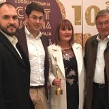 Osim maline i kupine strancima želimo da ponudimo i ajvar 12