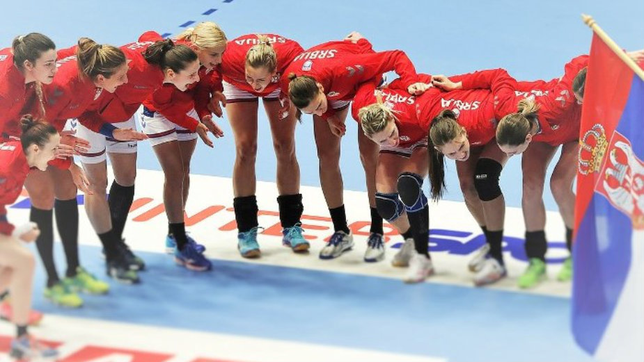 Poraz rukometašica 1