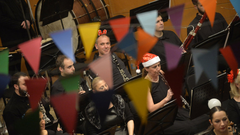 Filharmonija svira džez 1