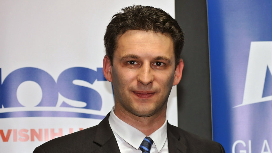 Petrov: Neprimerena reakcija Srbije 1