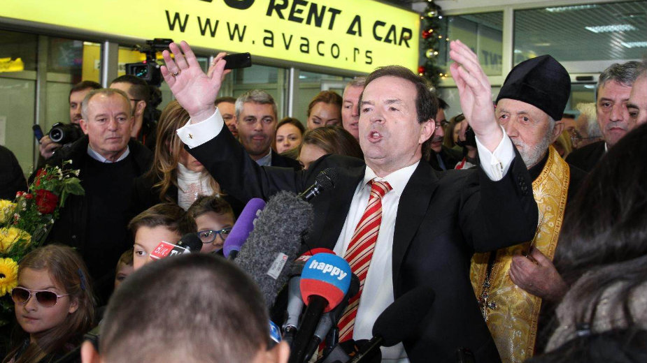 Ako trebam Vučiću, biću mu sluga 1