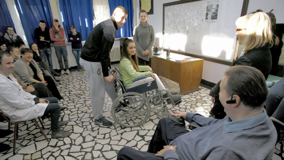 Kako prići osobi sa invaliditetom? 1