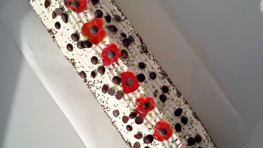 Recept nedelje: Kremasti rolat sa makom 2