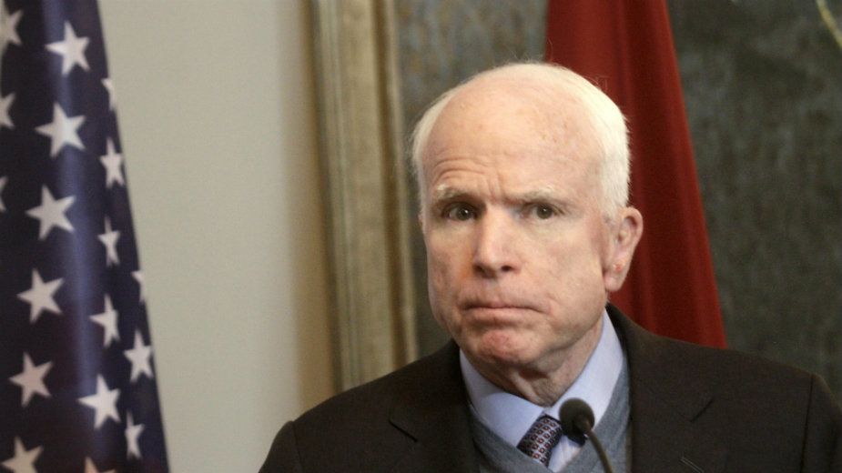 Umro američki senator Džon Mekejn 1