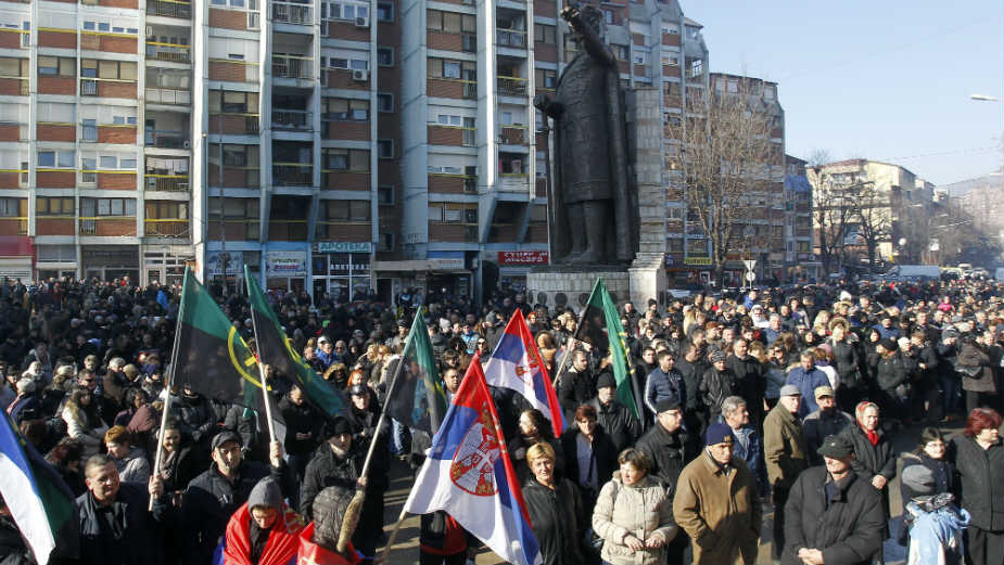 Protestni skup u Kosovskoj Mitrovici 1