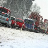 Kakvo je stanje na putevima usled snega: Detaljan spisak saobraćajnica na kojima treba obratiti pažnju 15