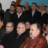 SNS ohrabruje lov na borce za demokratiju 12