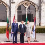 Nikolić i De Soza razmenili ordenje 5