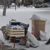 Gde sa beskućnicima kada su prihvatilišta pretrpana? 10