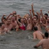 Plivanje za časni krst 8