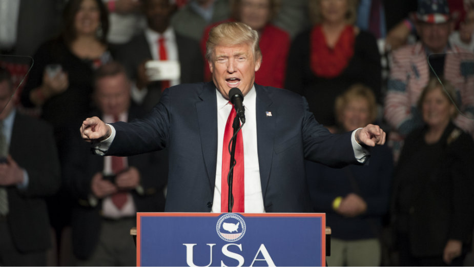 Tramp zatražio ostavke od Obaminih ambasadora 1