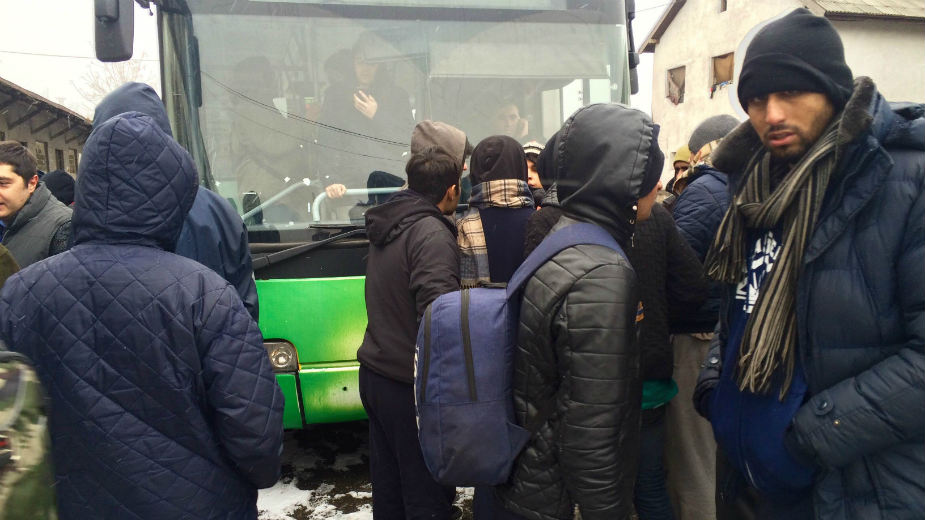 Veliki broj izbeglica i dalje u barakama 1