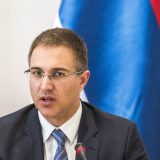 Stefanović: Nedopustivi napadi na policiju 12