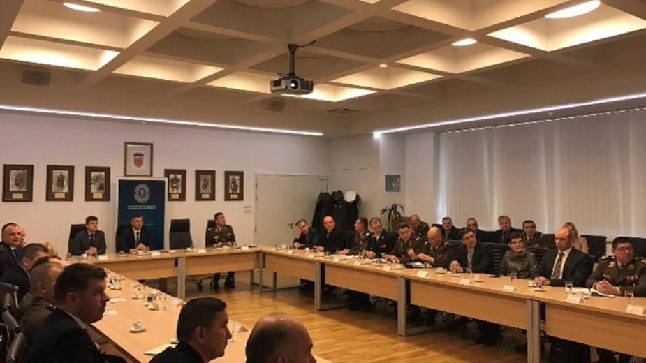 Plenković: Popularizovati vojsku među mladima 1